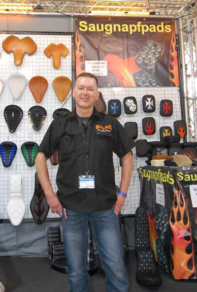 CUSTOM SEATS / Michael Bytzek CUSTOM SEATS / Michael Bytzek